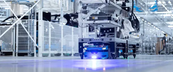 Fahrerloses Transport Fahrzeug